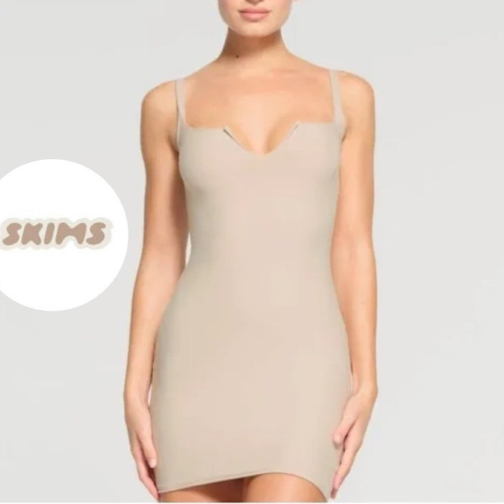 Skims raw  edge intimates